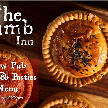 The Lamb Inn 크레디톤 외부 사진