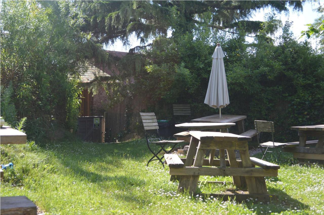 The Lamb Inn 크레디톤 외부 사진
