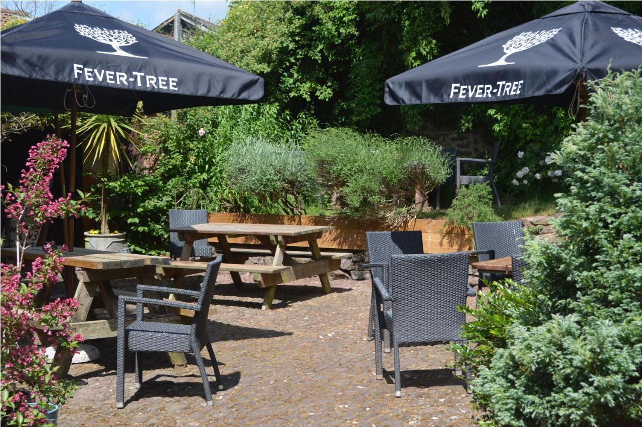 The Lamb Inn 크레디톤 외부 사진