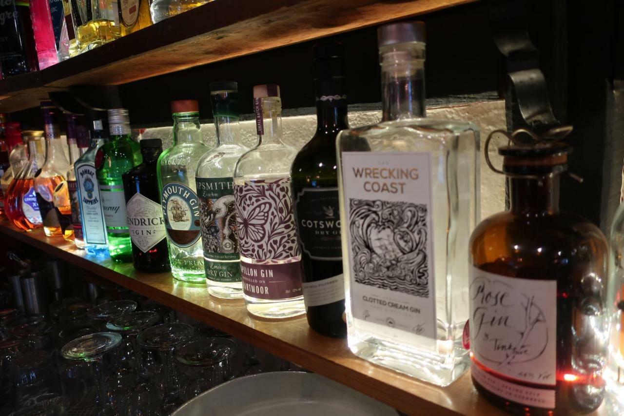 The Lamb Inn 크레디톤 외부 사진